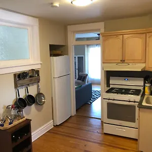 Apartment New! In Historic Mansion. Location! Views!, Denver